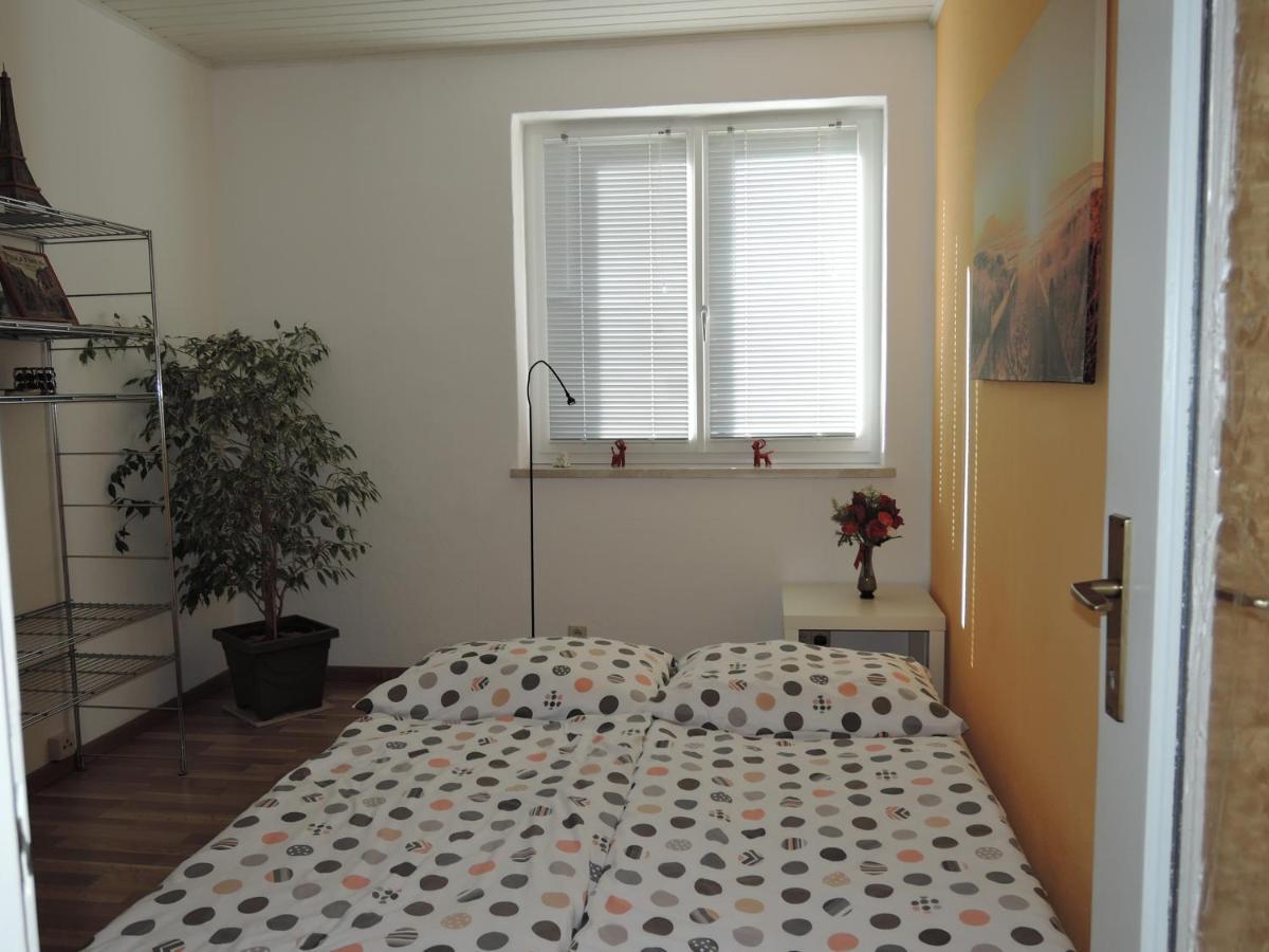 Stadtnahe Landwohnung Клагенфурт Екстериор снимка